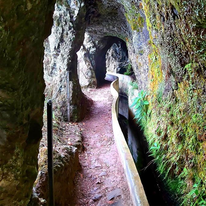 Ribeiro Frio - Portela Levada Walk